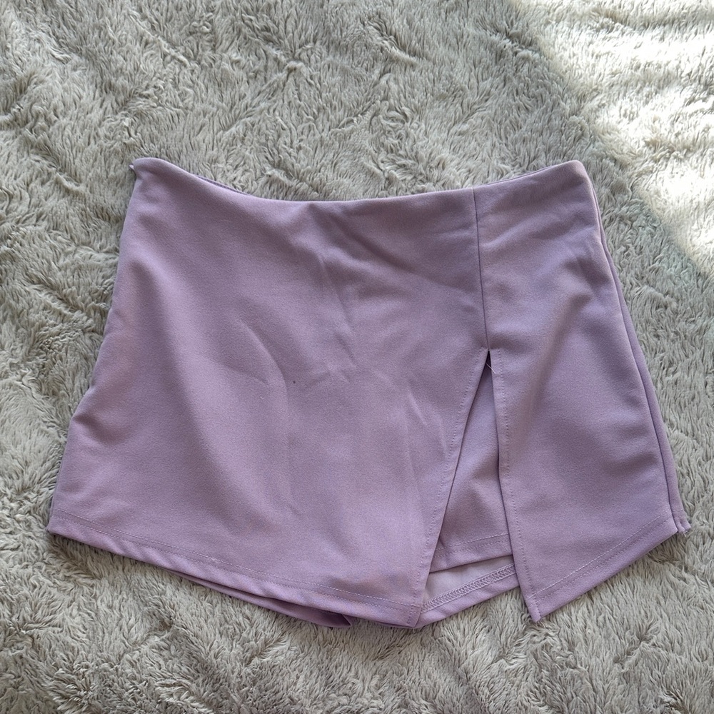 Chic Lavender Mini Skort